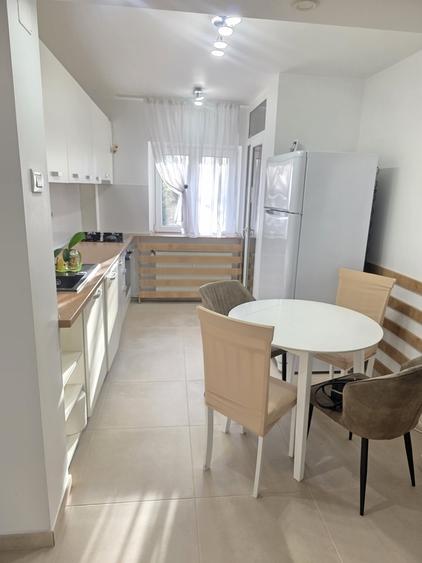 Apartament cu 3 camere decomandat în Dorobanți