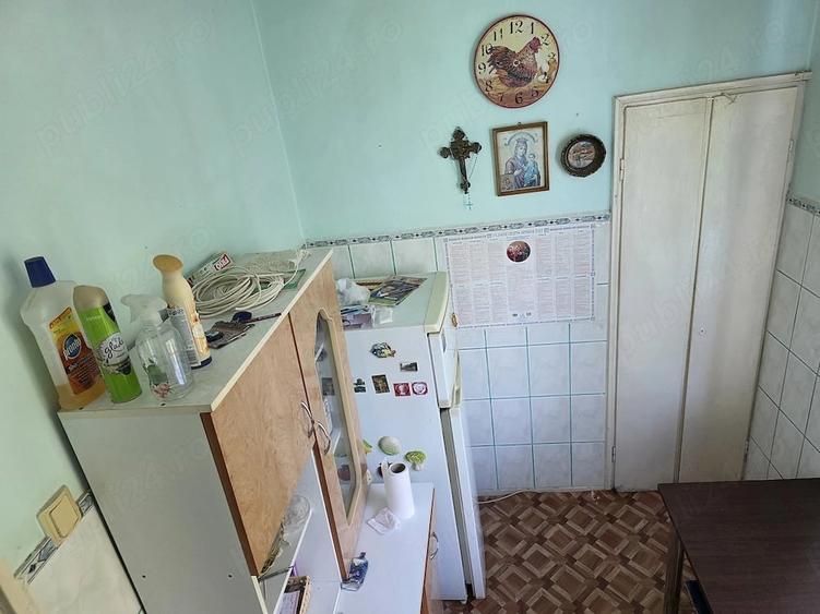 Apartament cu 2 camere decomandat în Tractorul