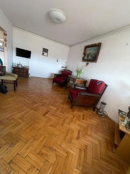 Apartament cu 2 camere decomandat în Dorobanți