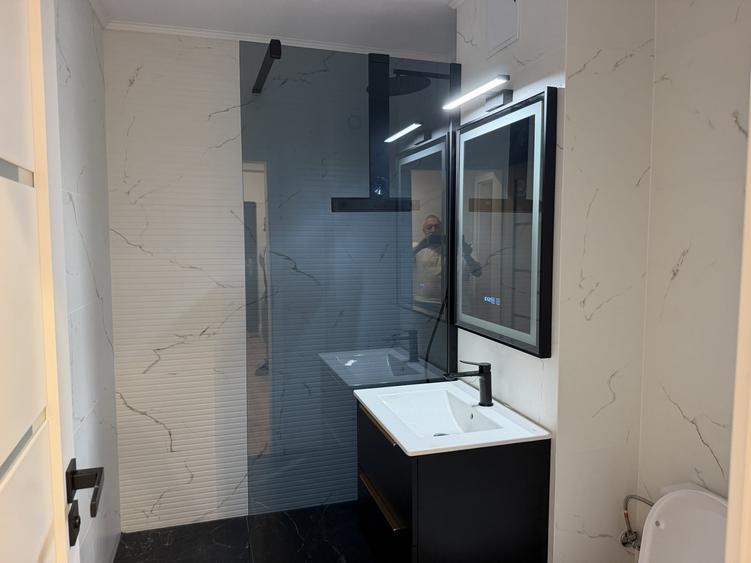 Apartament cu 2 camere decomandat, mobilat în Calea Dumbrăvii