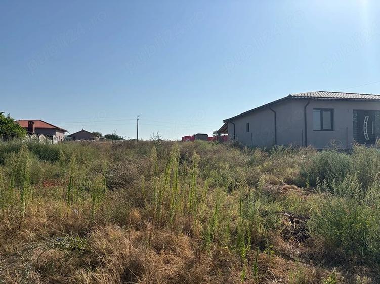 Teren de 2058 mp, în Malu Mare