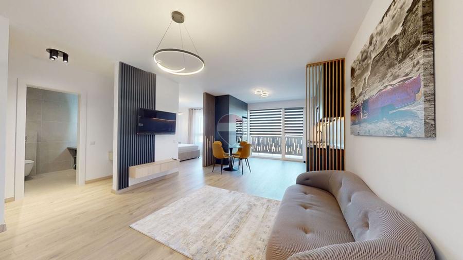 Apartament cu 2 camere semidecomandat în Tractorul