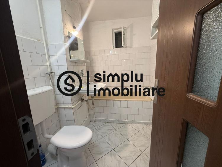 Apartament cu 3 camere decomandat în 1 Mai