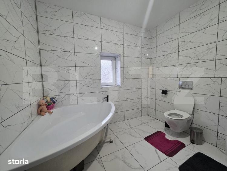 Casă cu 2 camere cu Teren 4143 Mp în Apa
