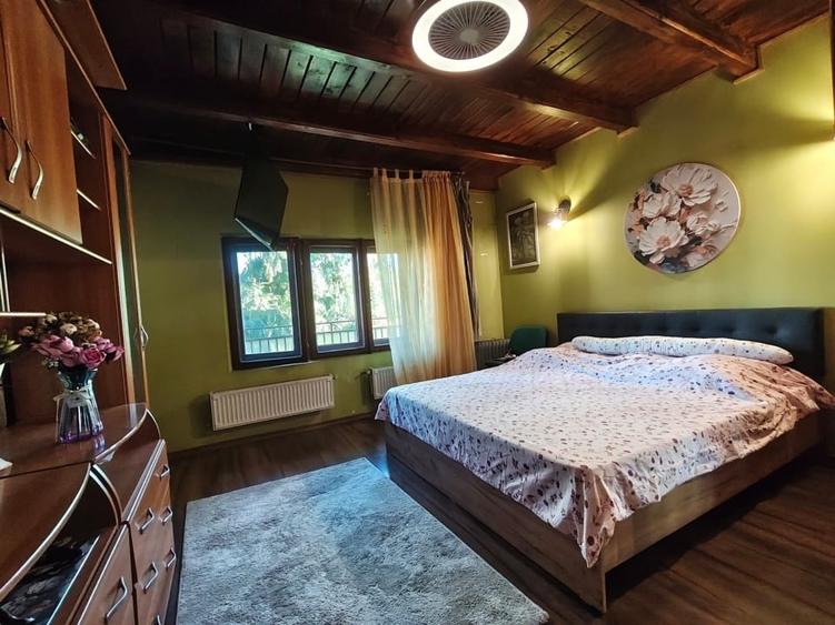 Casă individuală cu 6 camere cu Canalizare în Bucureștii Noi