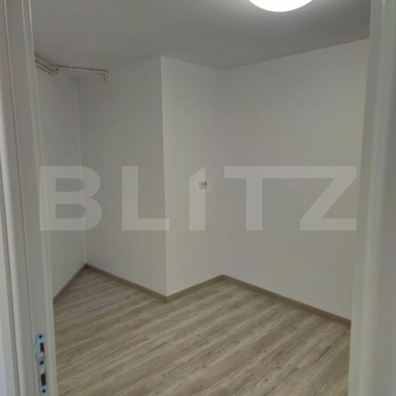 Casă individuală cu 7 camere cu Canalizare în Exterior Vest