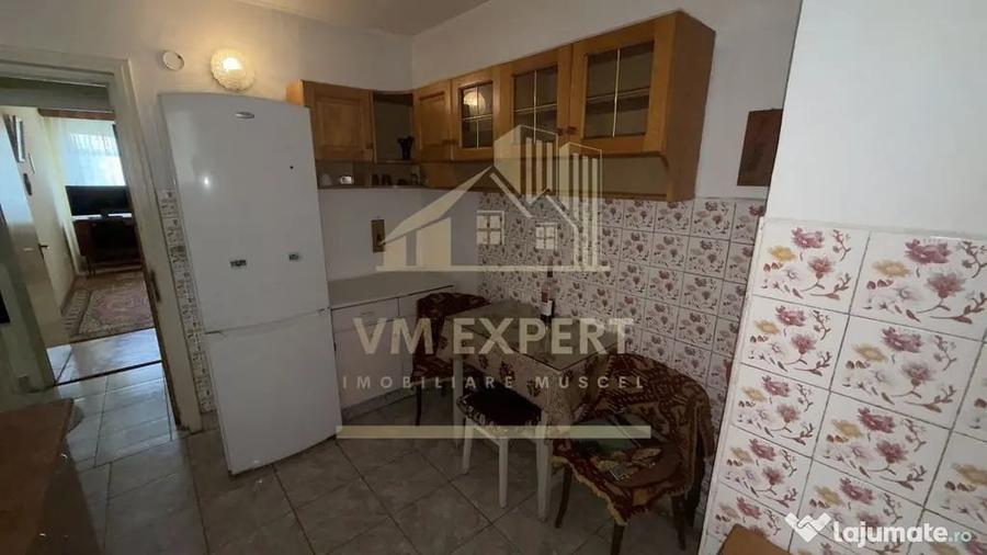 Apartament cu 2 camere decomandat în Sud