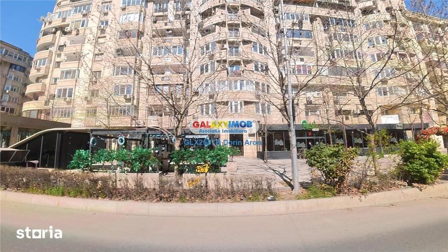 Spațiu comercial, de 1,333 mp, în Decebal