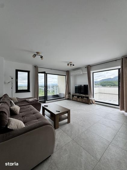 Apartament cu 4 camere în Dârste