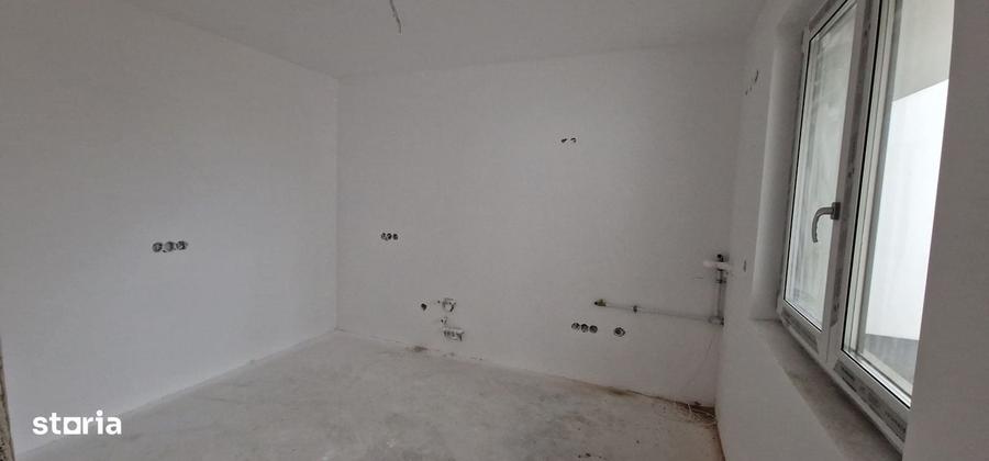 Casă cu 3 camere în Central