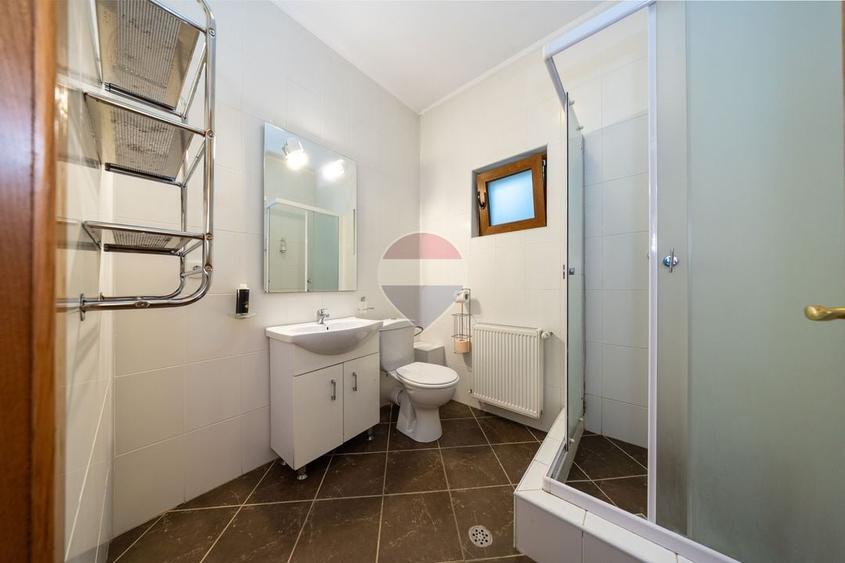 Casă individuală cu 5 camere cu Teren 745 Mp în Cioplea