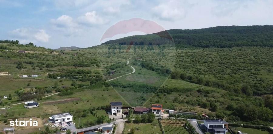 Teren de 700 mp, în Baciu