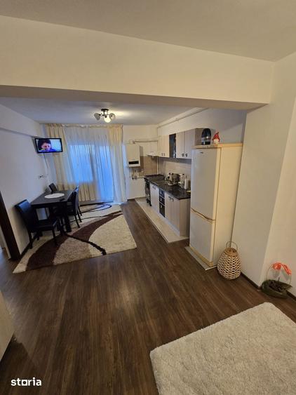 Apartament cu 2 camere decomandat în Dâmbul Rotund