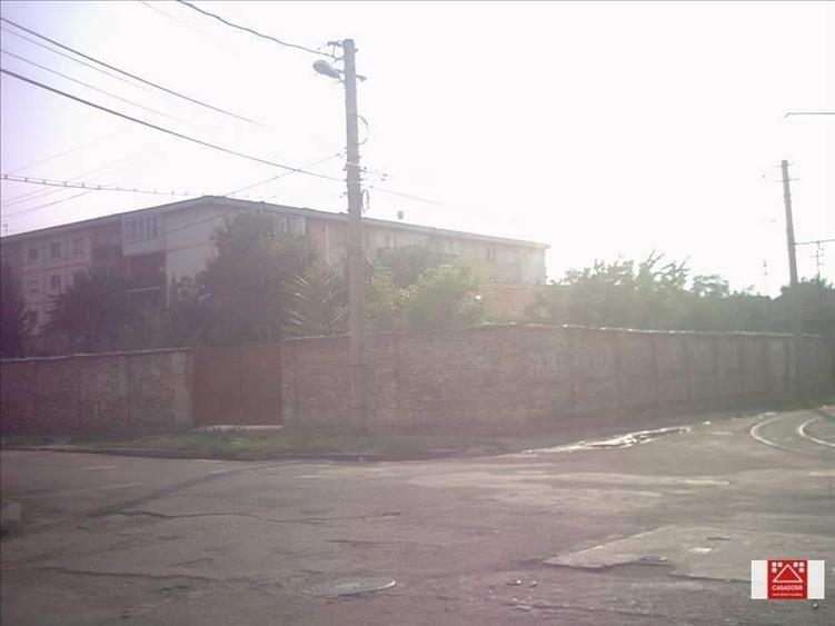 Teren Construcții intravilan de 2100 mp, în Boul Roșu