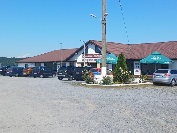 Spațiu comercial, de 1,500 mp, în Central
