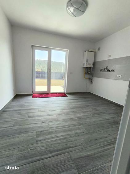 Casă cu 4 camere cu Teren 447 Mp în Valea Lupului