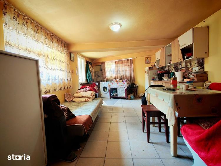 Casă cu 3 camere cu Teren 1757 Mp în Ultracentral