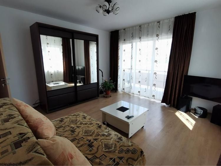 Apartament cu 2 camere decomandat în Exterior Vest
