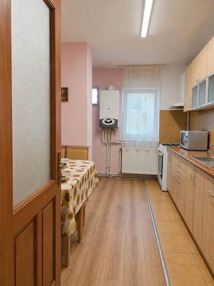 Apartament cu 3 camere decomandat în Ultracentral