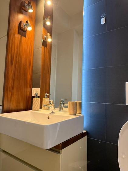 Apartament cu 2 camere semidecomandat în Lipovei
