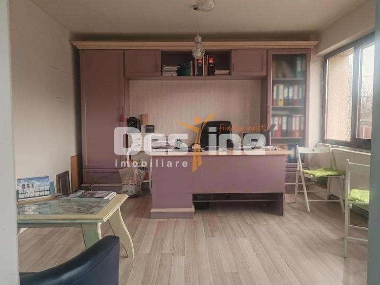 Spațiu comercial, de 53 mp, în Donici