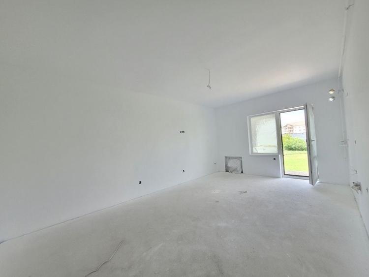 Apartament cu 2 camere decomandat în Mihai Viteazul
