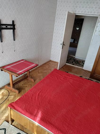 Apartament cu 2 camere decomandat în Bârlad