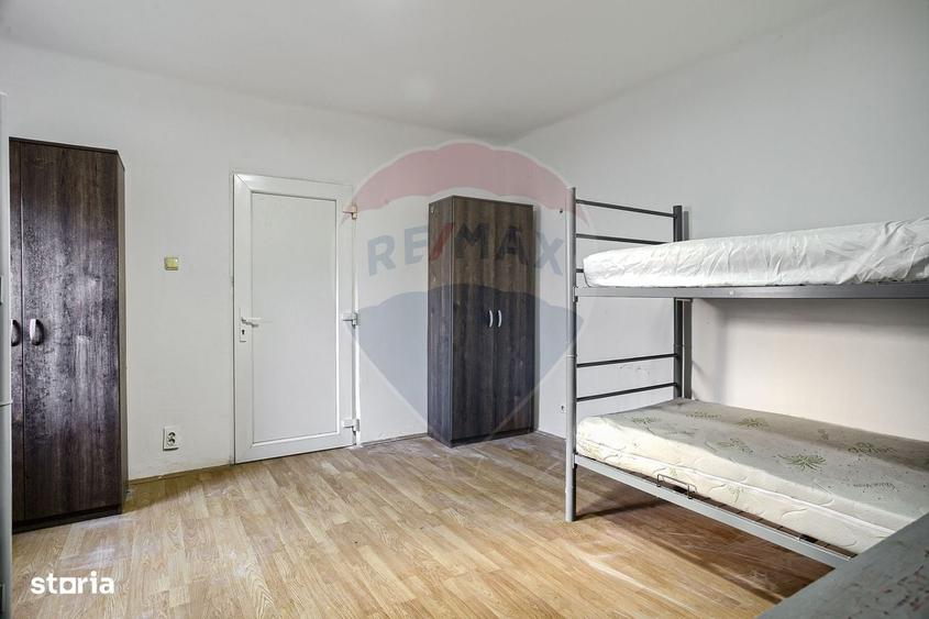 Casă cu 4 camere în Central