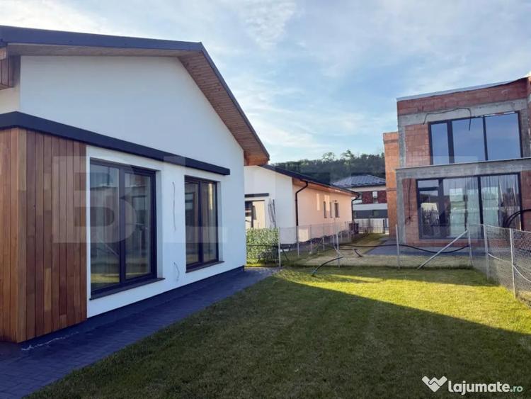 Casă cu 3 camere cu Teren 355 Mp în Central