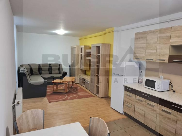 Apartament cu 3 camere decomandat în Dâmbul Rotund