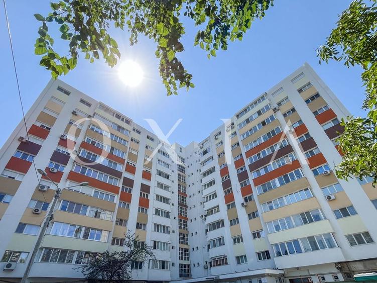 Apartament cu 3 camere semidecomandat, mobilat în Gheorghe Lazăr
