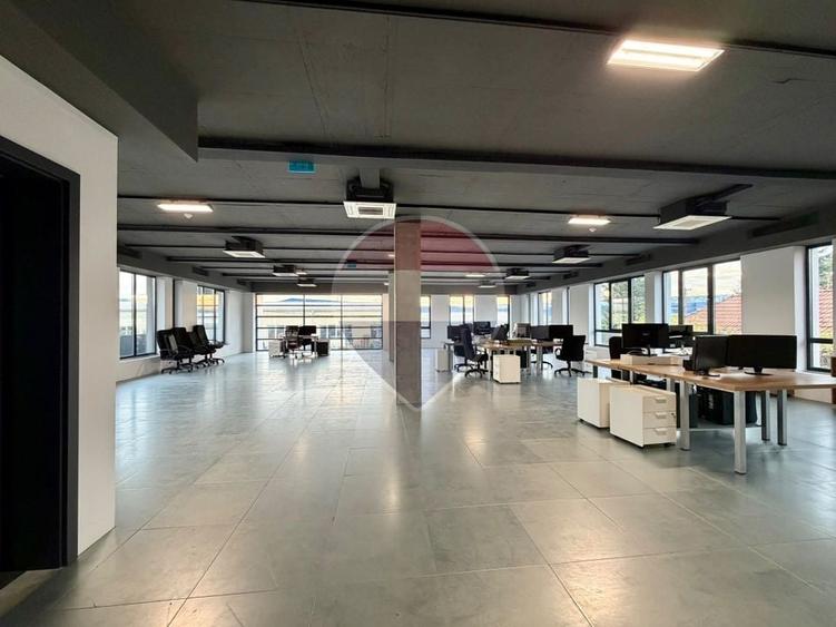 Birou, de 211.30999755859 mp, în Someșeni