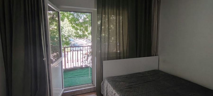 Apartament cu 3 camere decomandat în Sebastian