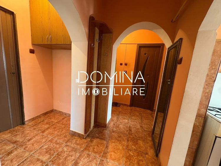 Apartament cu 3 camere decomandat, mobilat în 9 Mai