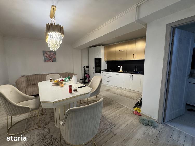 Apartament cu 3 camere în 13 Septembrie