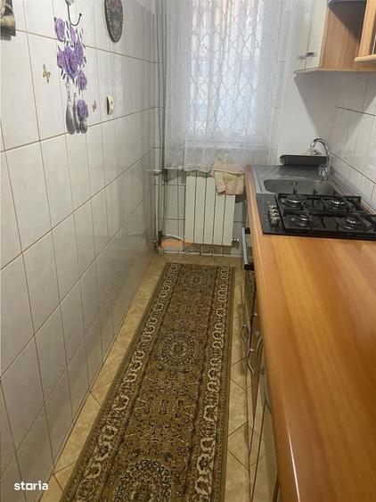 Apartament cu 2 camere decomandat, mobilat în Sud