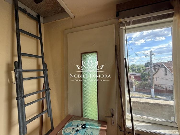 Casă cu 4 camere cu Teren 398 Mp în Central