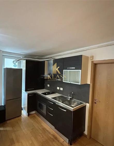 Apartament cu 2 camere semidecomandat, mobilat în Nordului