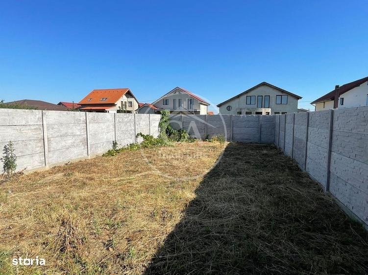 Casă cu 4 camere decomandat în Leș