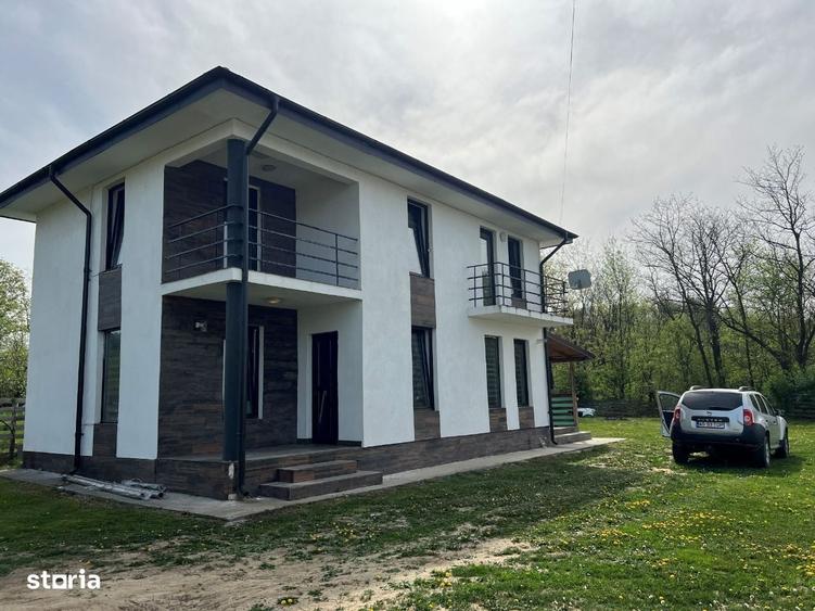 Casă cu 4 camere în Central
