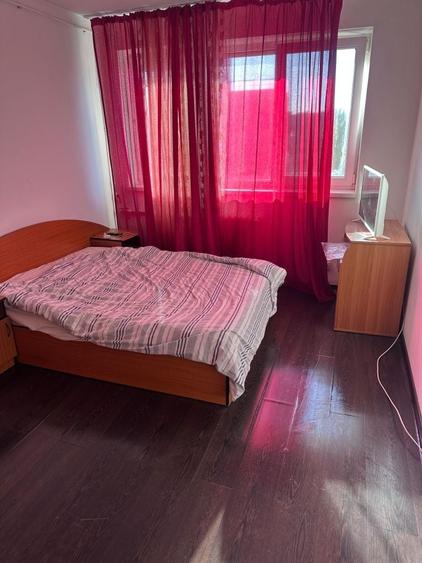 Apartament cu 2 camere semidecomandat în Gorjului