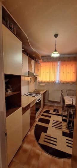 Apartament cu 2 camere decomandat în Grivița