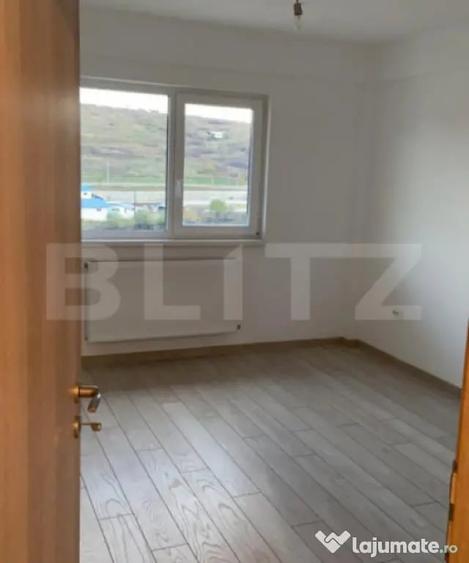 Garsonieră decomandată în Hlincea