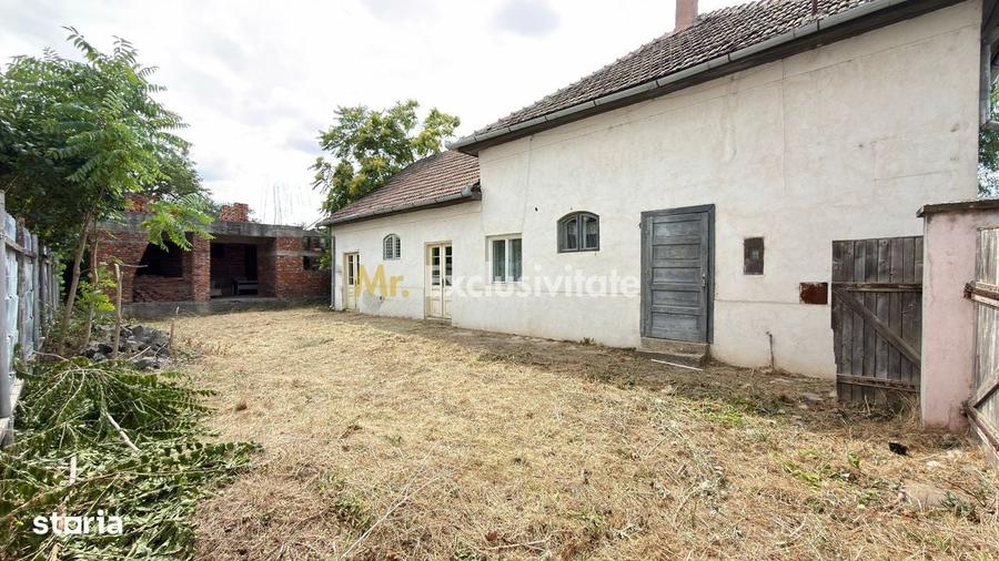 Casă cu 4 camere cu Teren 512 Mp în Central