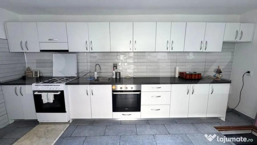 Casă cu 2 camere cu Teren 550 Mp în Central