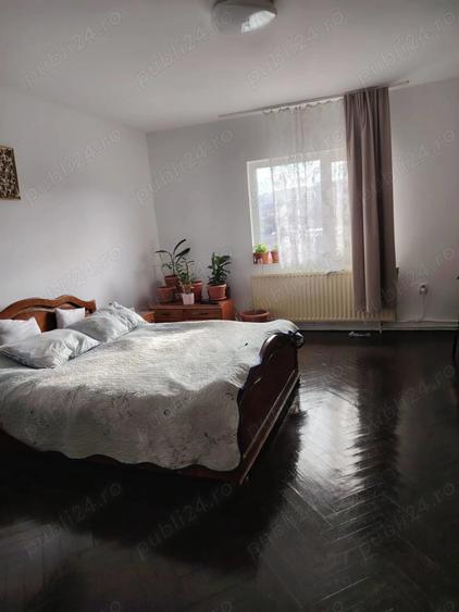 Casă cu 6 camere cu Teren 600 Mp în Cordos