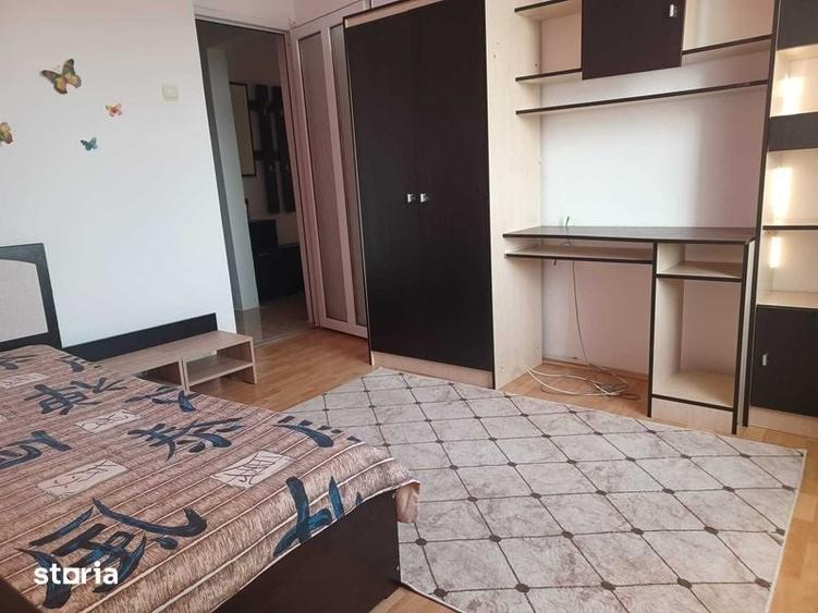Apartament cu 2 camere decomandat în Libertății