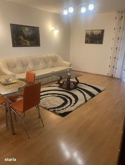 Apartament cu 3 camere decomandat în Doamna Ghica