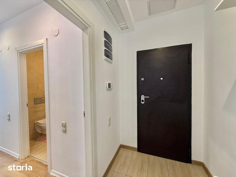 Apartament cu 3 camere semidecomandat în Ștefăneștii de Jos