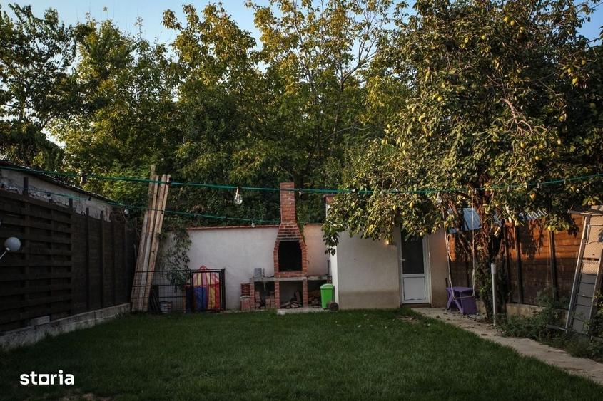 Casă cu 4 camere în Băneasa